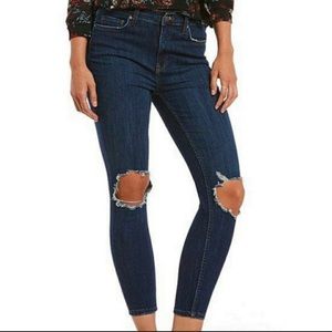 Free people busted knee ankle skinny Jean dark wash